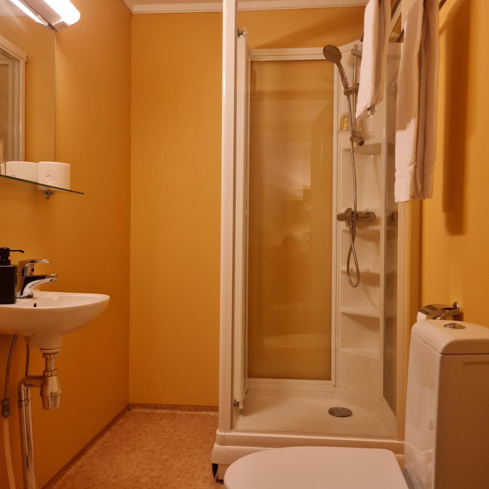 Lofoten Vaeroy Bryggehotell As Εξωτερικό φωτογραφία